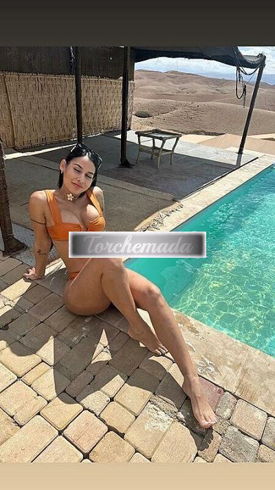 Girl Strepitosa Maestra  Ferrara