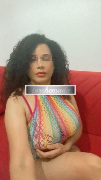 Girl Felina Femmina  Brindisi