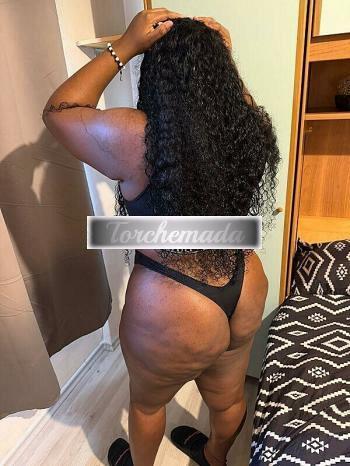 Girl Felina Coinvolgente  Udine