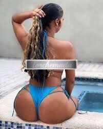 Girl Strepitosa Girl  Macerata