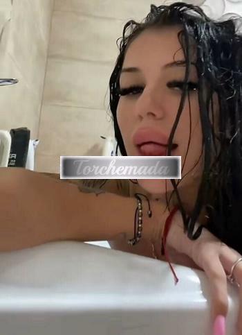 Girl Felina Sirena  Caserta