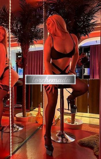 Girl Vogliosa Studentessa  Latina