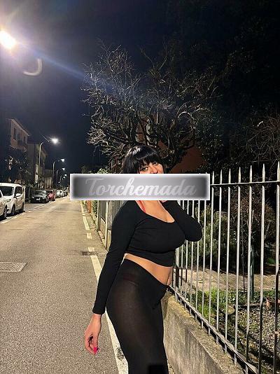 Girl Bellezza esagerata  Venezia