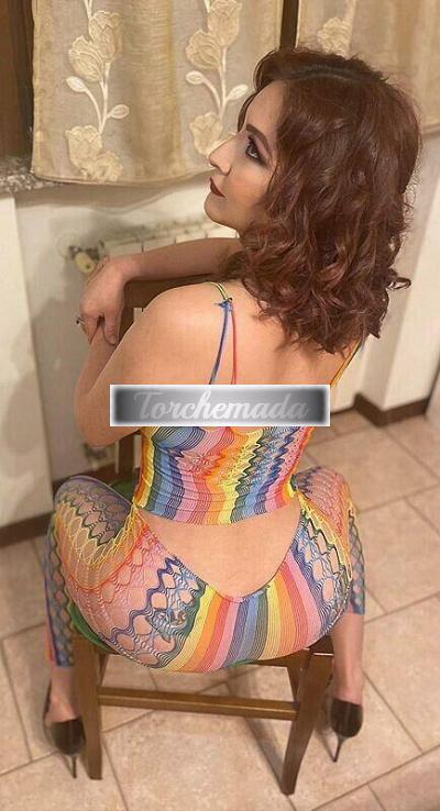 Girl Se cerchi il meglio chiamami  Pordenone