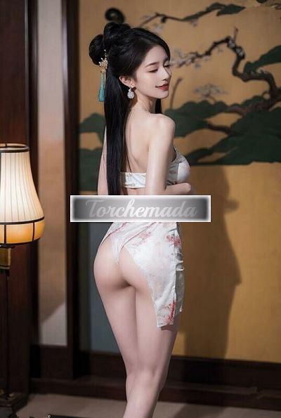 Girl Calda Attrice  Bari