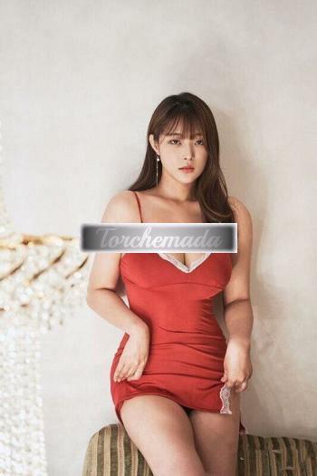 Girl Asiatiche coccolone  Genova