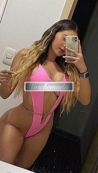 Girl Felina Coinvolgente  Napoli