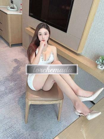 Girl Calda Sirena  Arezzo