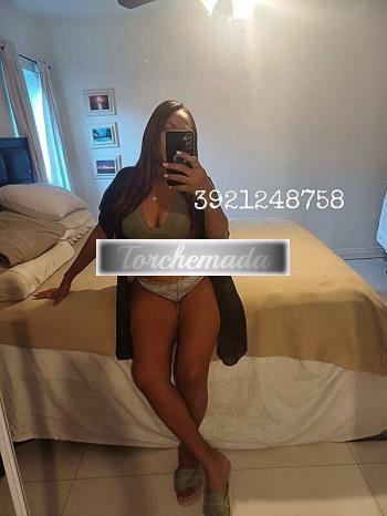 Girl Strepitosa Femmina  Treviso