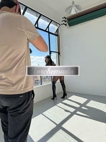 Girl Vogliosa Bambola  Lucca