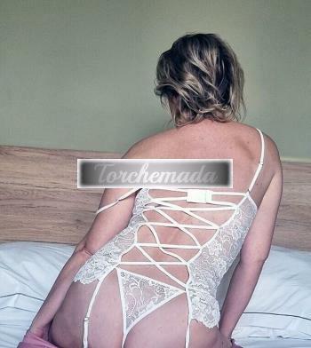 Girl Esplosiva Coinvolgente  Latina