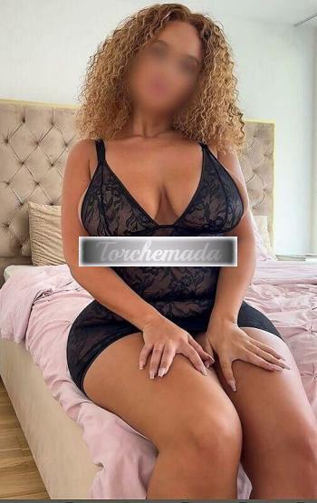 Girl Felina Femmina  Oristano