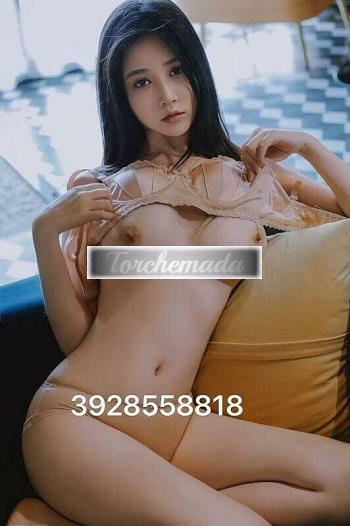 Girl Mandorlata disinibita  Bergamo