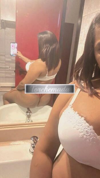 Girl La gente dice che sono una maialina  La Spezia