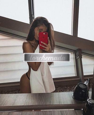 Girl Vieni a sverginare il mio lato B  Avellino