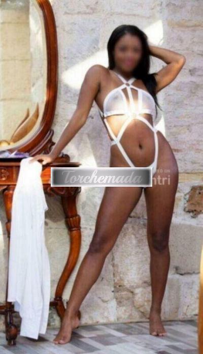 Girl Labbra Calde Del Vizio  Latina