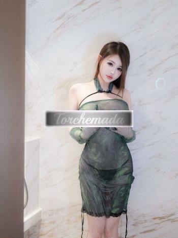 Girl Aurelia  Roma