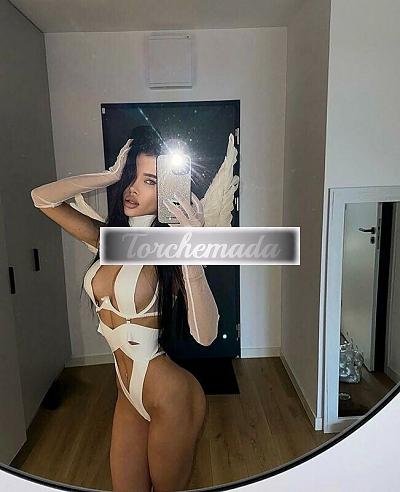 Girl Trasgressiva Ragazza  Bergamo