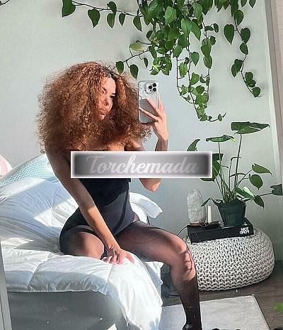 Girl Bella mulattina  L'Aquila