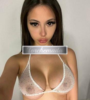 Girl Esperta nell' arte orale  Matera