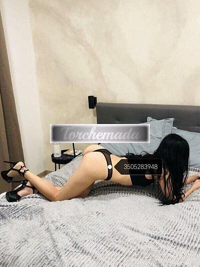 Girl Strepitosa Sirena  Pisa