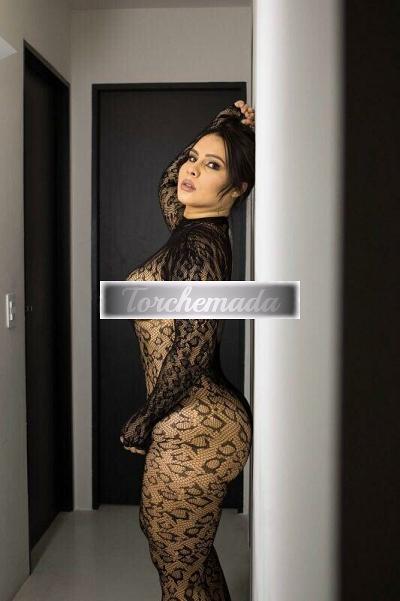 Girl Spettacolare Femmina  Lecce