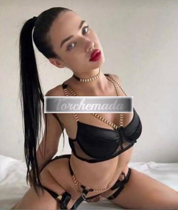 Girl Felina Modella  Lucca