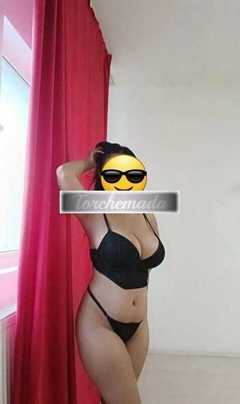 Girl Felina Esibizionista  Lecco