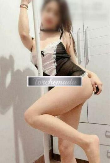 Girl Sorriso Orientale  Cuneo