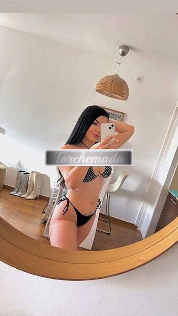 Girl Felina Amabile  Ferrara