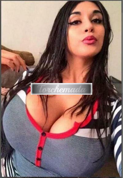 Girl Vogliosa Esibizionista  Brindisi