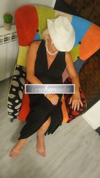 Girl Italianissima molto calda  Cuneo