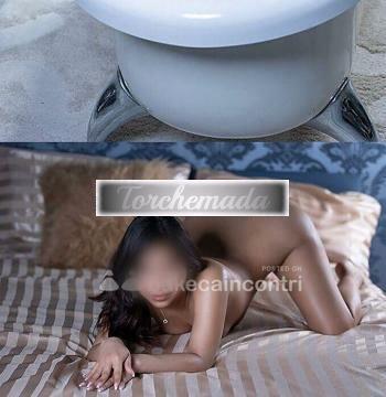 Girl Gola Profonda  Fermo