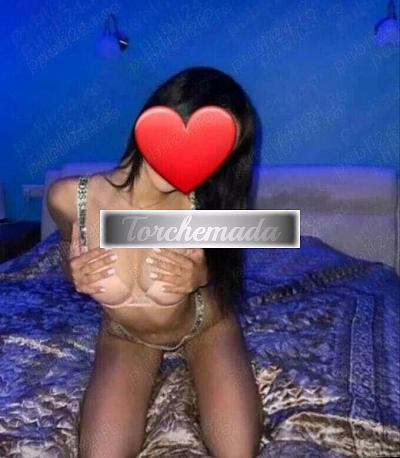 Girl Una femmina introvabile  Caserta