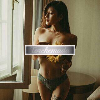 Girl Asiatica birichina  Bergamo