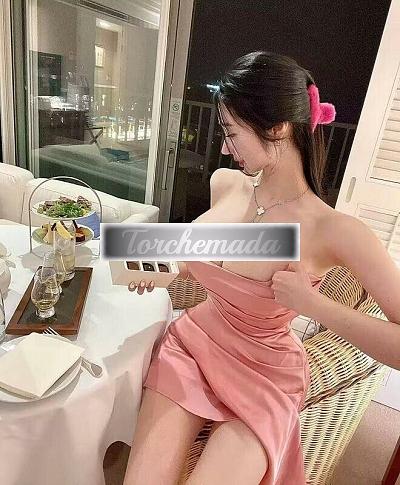 Girl Fiamma Vulcanica Cinese  Aosta