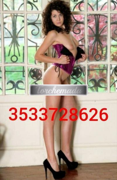 Girl Felina Esibizionista  Trapani