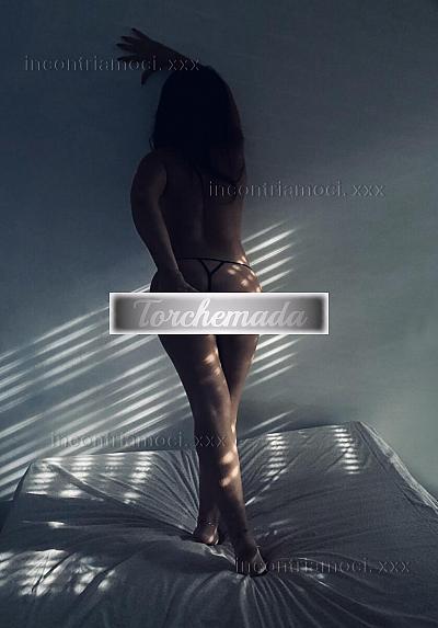 Girl Mora mediterranea  Roma