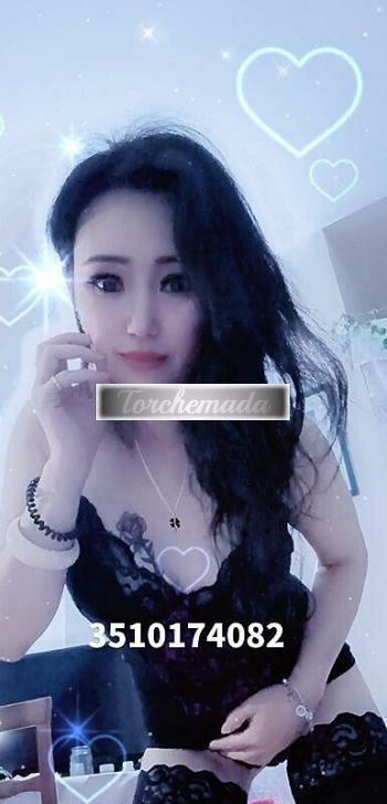 Girl Lingua di Fuoco  Lecco