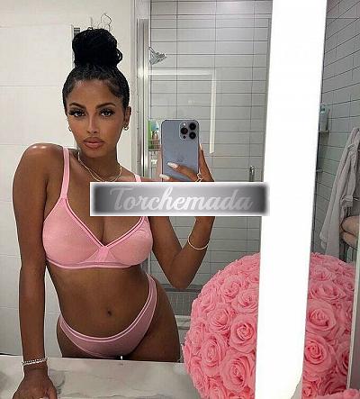 Girl Strepitosa Sirena  Brindisi