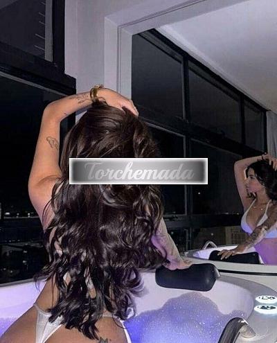 Girl Strepitosa Ragazza  Latina