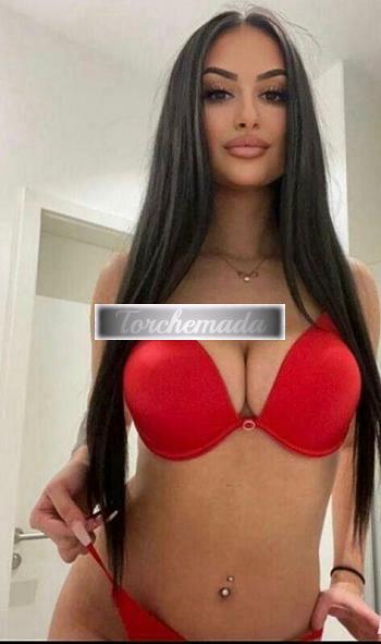 Girl Bellissima Femmina  Matera