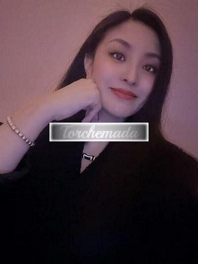 Girl Esplosiva Femmina  Genova