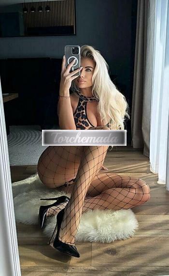 Girl Bellissima Amabile  Milano