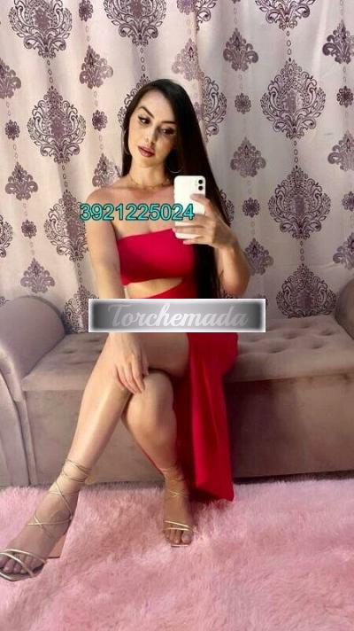 Girl Ruby  Alessandria
