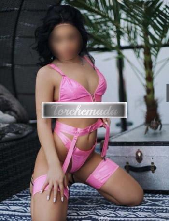 Girl Strepitosa Modella  Lucca