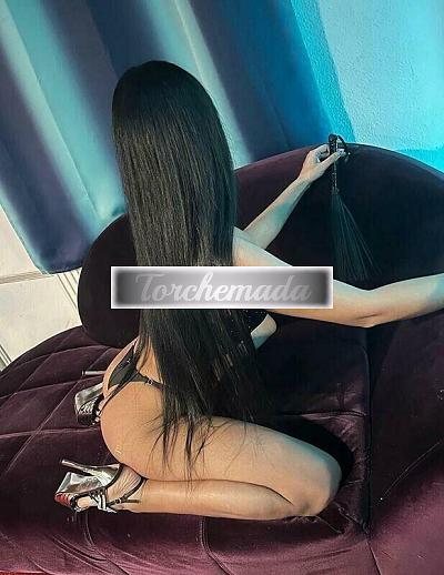 Girl Strepitosa Graziosa  Siracusa