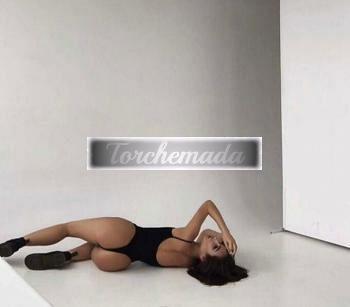 Girl Strepitosa Esibizionista  Latina