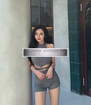 Girl Vera Dea Selvaggia  Vicenza