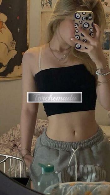 Girl Qui avrai l'imbarazzo della scelta  Pavia